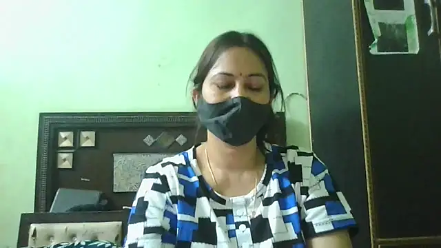 couplesuni online show from March 2026 10:38:01 AM