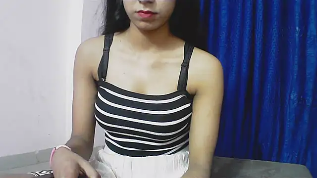 Snapshot of Cute_Sanna chatting on February 2025 11:58:02 PM Cute Sanna online show from February 2025 11:58:02 PM