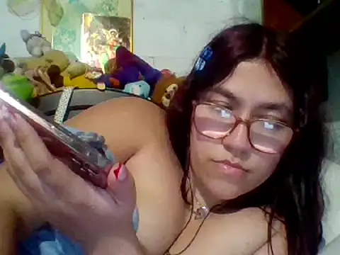 dafne19  online show from February 2025 06:52:02 AM