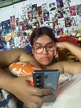 dafne19  online show from September 2025 04:59:02 AM