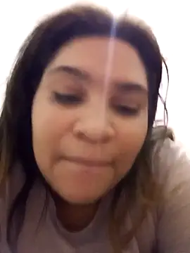 ambarlennoix online show from January 2025 11:55:01 AM