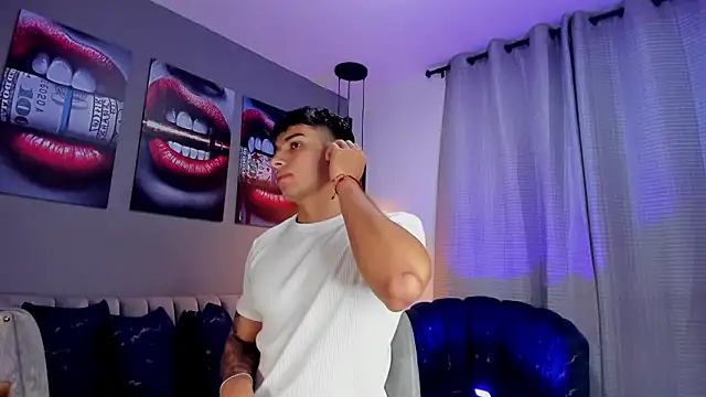 Snapshot of joseph_boy chatting on February 2026 11:25:02 AM joseph boy online show from February 2026 11:25:02 AM