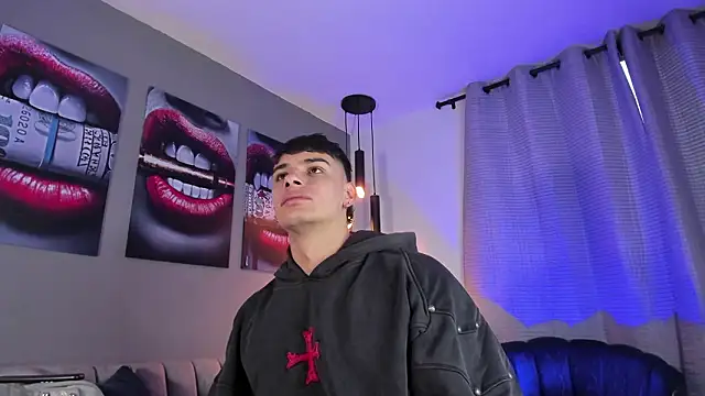 Snapshot of joseph_boy chatting on February 2026 11:31:01 AM joseph boy online show from February 2026 11:31:01 AM