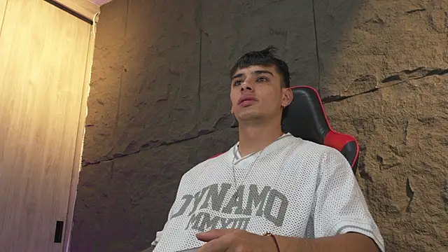 Snapshot of joseph_boy chatting on March 2026 11:28:02 AM joseph boy online show from March 2026 11:28:02 AM