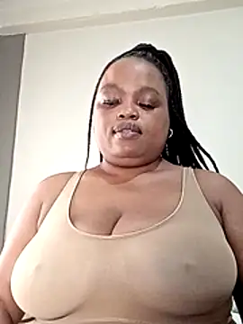 Snapshot of hugemelonsxxx chatting on June 2026 01:33:01 PM hugemelonsxxx online show from June 2026 01:33:01 PM
