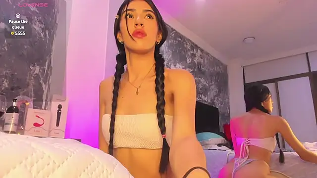 Snapshot of LiaFlowers chatting on January 2025 06:55:02 AM LiaFlowers online show from January 2025 06:55:02 AM