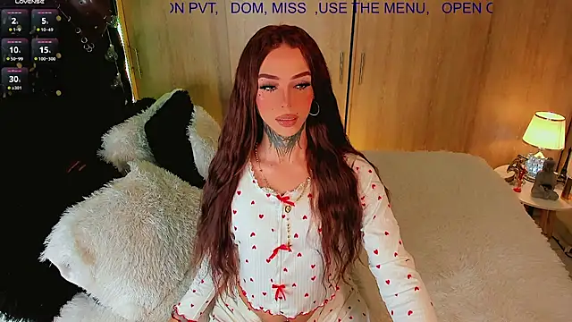 Snapshot of CALLME_GODDESS_ chatting on June 2026 07:33:01 AM CALLME GODDESS online show from June 2026 07:33:01 AM