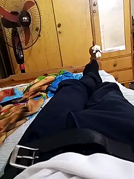 AlkalineCalmness online show from April 2026 04:54:01 PM