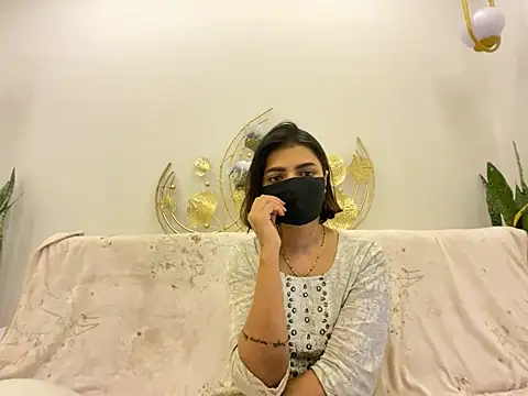 MaYaa  11 online show from February 2025 01:14:01 PM