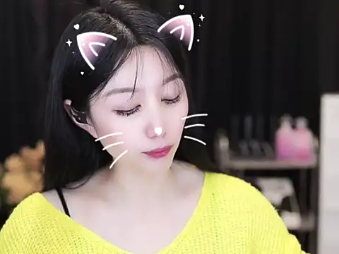 Nuyoah-77 online show from October 2025 03:54:01 PM