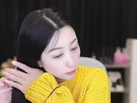 Nuyoah-77 online show from October 2025 03:13:01 PM