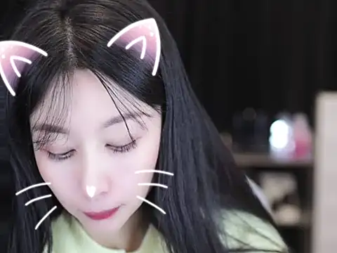 Nuyoah-77 online show from December 2025 08:41:02 AM