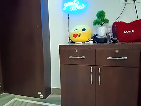 GoldnessAishu online show from March 2025 09:43:02 PM