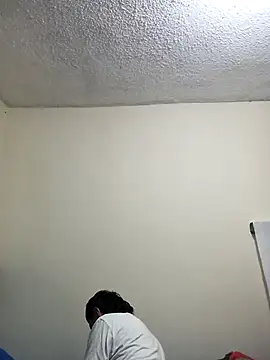 Halder23 online show from March 2026 06:36:01 PM