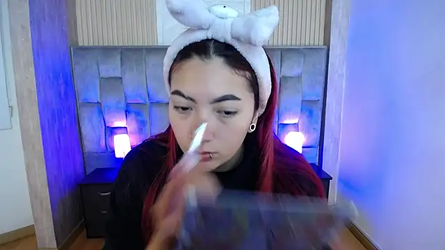 Mia Rinn online show from September 2025 02:41:01 PM