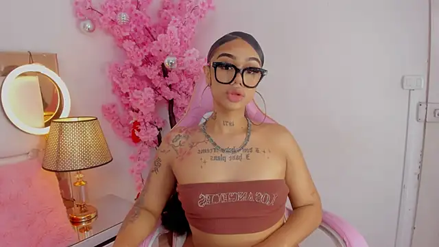 Mia Jansen online show from December 2024 10:02:02 PM