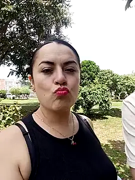 Snapshot of Lesly_10- chatting on September 2025 05:49:01 PM Lesly 10- online show from September 2025 05:49:01 PM