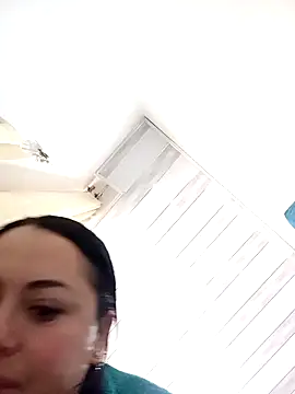Snapshot of Lesly_10- chatting on October 2025 09:13:02 PM Lesly 10- online show from October 2025 09:13:02 PM