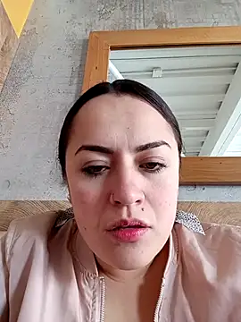 Snapshot of Lesly_10- chatting on October 2025 01:01:01 PM Lesly 10- online show from October 2025 01:01:01 PM
