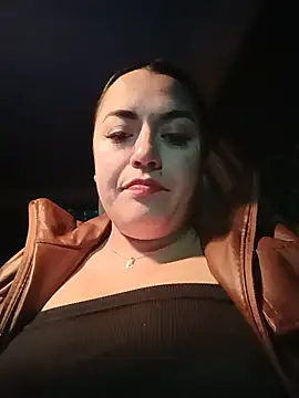 Snapshot of Lesly_10- chatting on May 2026 11:44:02 PM Lesly 10- online show from May 2026 11:44:02 PM