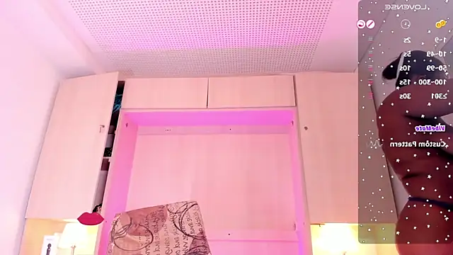 EmilyyStuart online show from February 2025 10:00:01 AM