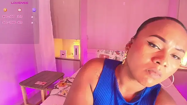 EmilyyStuart online show from February 2025 09:37:01 AM