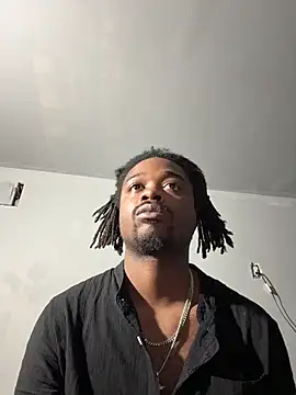 SluttyLyfe4L online show from April 2026 01:33:02 PM