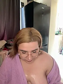 Snapshot of Leya__Droit chatting on March 2025 12:35:02 PM Leya Droit online show from March 2025 12:35:02 PM