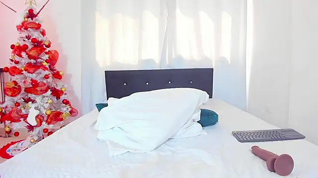 DailaSmith online show from December 2024 06:39:01 PM