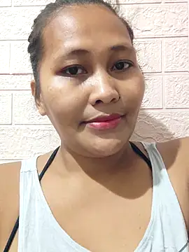 Sweetchuby1995 online show from March 2026 01:48:02 PM