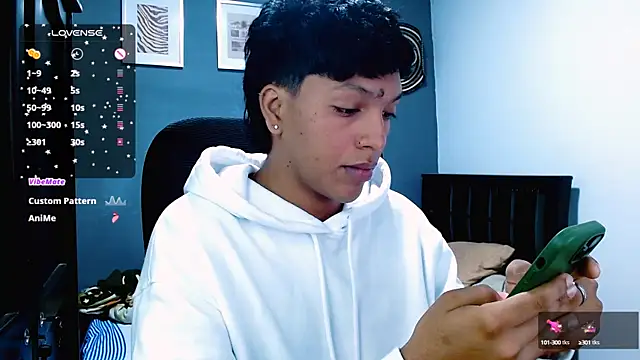 Xander bonnet1 online show from January 2025 05:03:01 PM