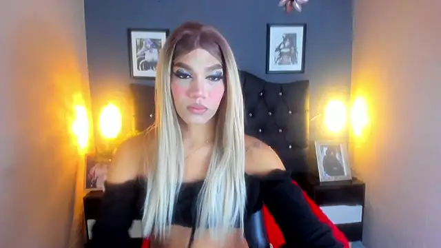 Sara-Smith- online show from September 2025 12:20:01 PM