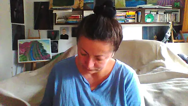 MariaAnaSunshine online show from October 2025 08:00:02 AM