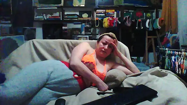 MariaAnaSunshine online show from December 2025 07:53:02 PM