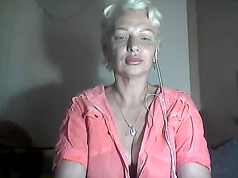 Snapshot of MaryJane441 chatting on July 2026 08:48:01 PM MaryJane441 online show from July 2026 08:48:01 PM