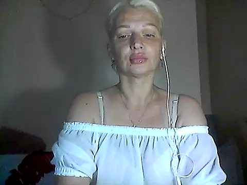Snapshot of MaryJane441 chatting on July 2026 08:53:02 AM MaryJane441 online show from July 2026 08:53:02 AM