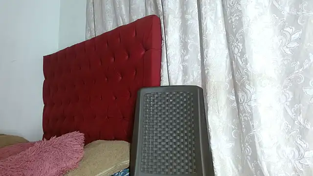 cristinamontiel online show from October 2025 02:26:01 PM