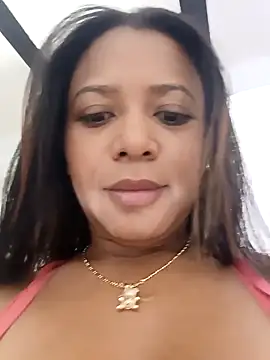 Snapshot of cindy_damm chatting on April 2026 05:25:01 PM cindy damm online show from April 2026 05:25:01 PM