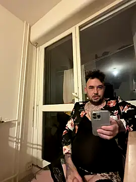 Snapshot of lope85540 chatting on December 2024 05:15:02 AM lope85540 online show from December 2024 05:15:02 AM