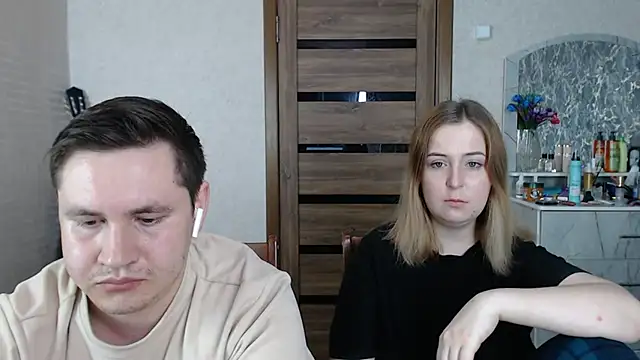 Kristy-Max online show from February 2025 12:37:02 AM