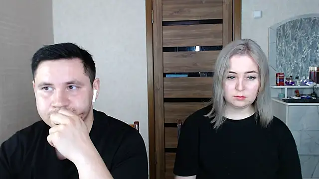 Kristy-Max online show from February 2025 04:28:02 AM