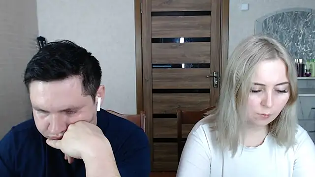 Kristy-Max online show from March 2025 09:15:01 PM