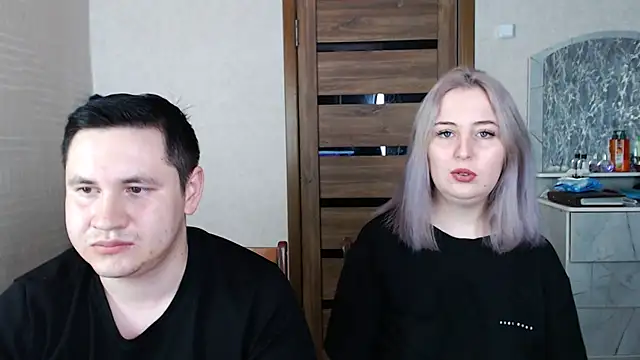 Kristy-Max online show from March 2025 09:59:01 PM