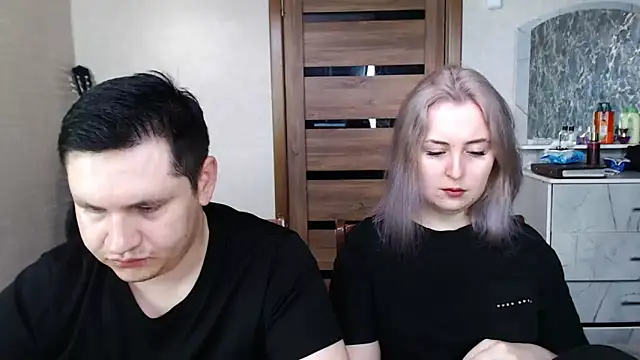 Kristy-Max online show from March 2025 05:07:01 AM