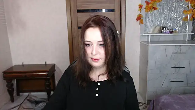 Kristy-Max online show from October 2025 09:59:01 PM