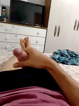 Snapshot of Diegocasadoo chatting on December 2024 11:30:01 PM Diegocasadoo online show from December 2024 11:30:01 PM