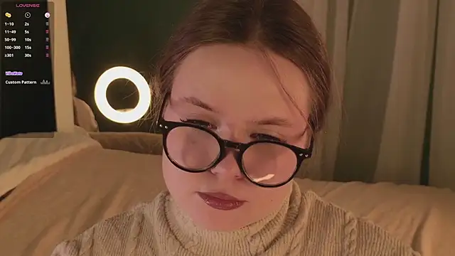 SunnyRisha online show from November 2025 05:17:02 AM