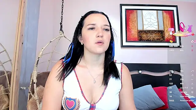 Snapshot of _EmilyJireh_ chatting on May 2026 07:11:02 PM EmilyJireh online show from May 2026 07:11:02 PM