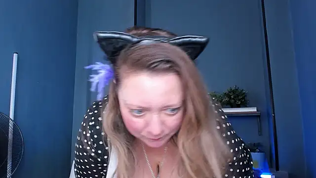 JesiaFoxi online show from February 2025 03:24:02 PM