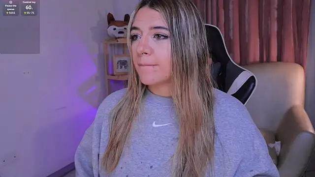 ashleyvalirya online show from September 2025 03:50:01 AM